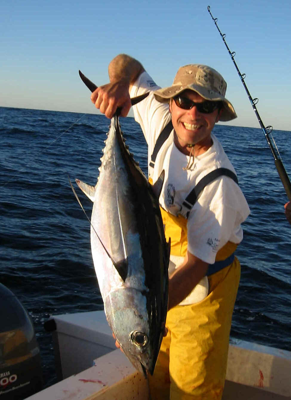 102-0262_IMG.JPG (434370 bytes)