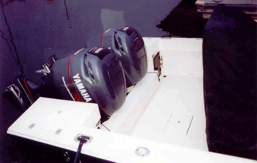 splashgate3.jpg (28870 bytes)